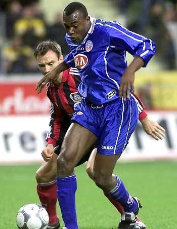 黄蜂在这场 黄蜂在这场